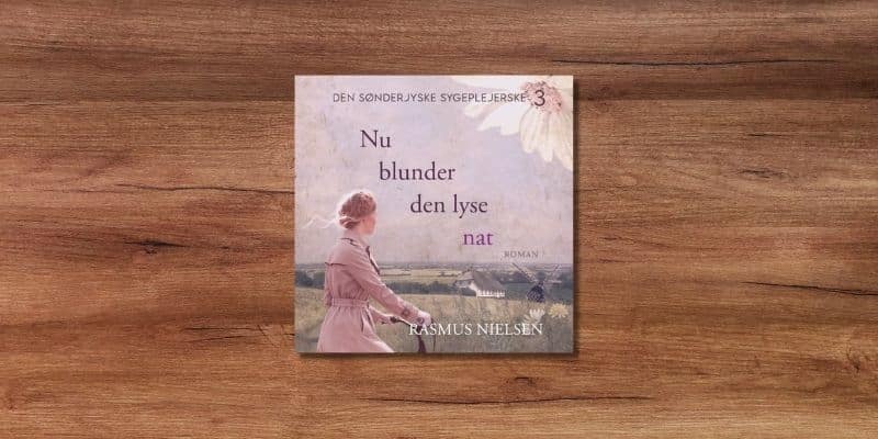 Nu blunder den lyse nat Lydbog